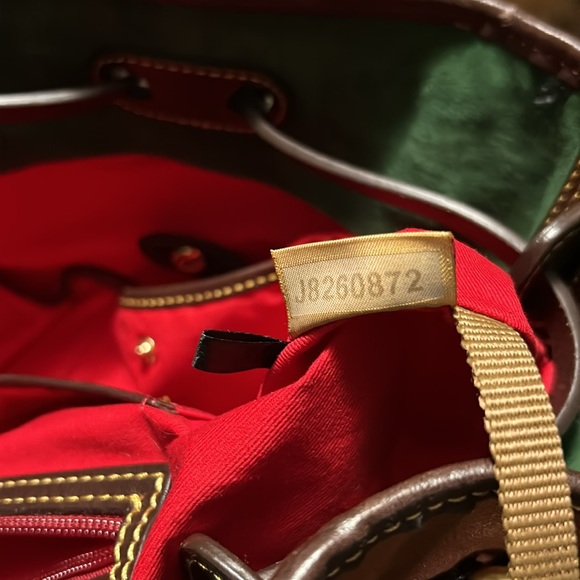 D&B purse in wonderful condition. - Picture 10 of 13